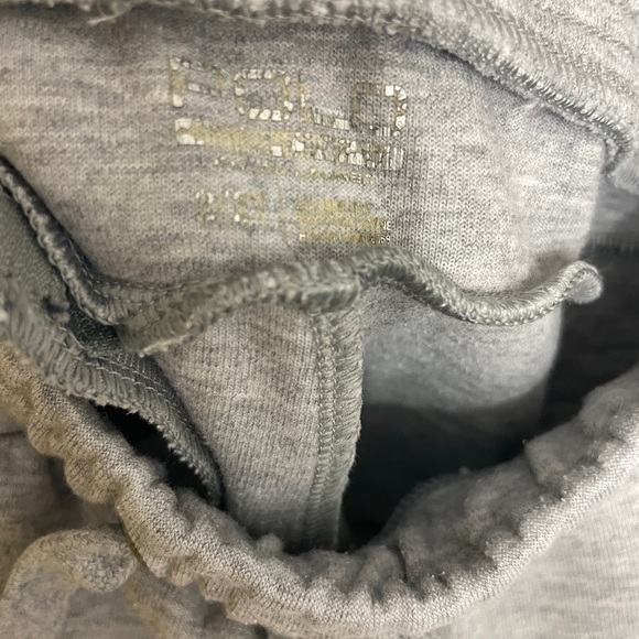 2t Ralph Lauren - Picture 3 of 3